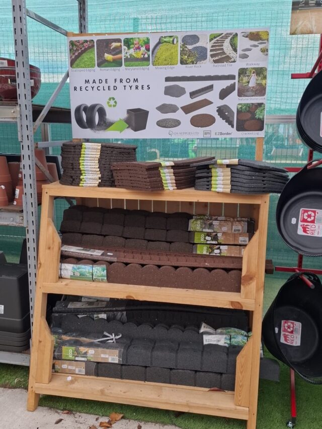 New display of our ecotrend border edging and stepping stones, installed @tirlancountrylife #mutlyhome #gardening #ecofriendly #recycledmaterials #fermoy